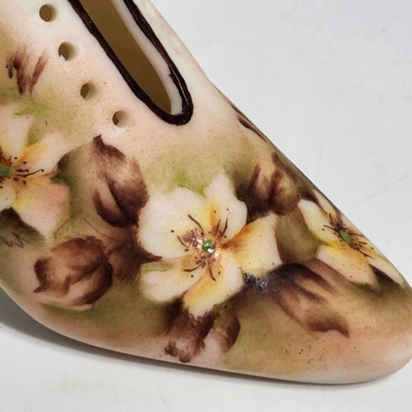 Vintage Ceramic Boot Vase With Hand Painted Floral Design Matt Finish - Picture 7 of 11